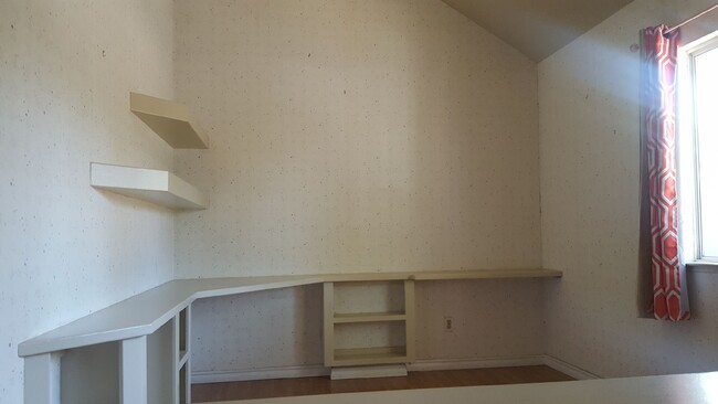 Loft - 1078 Summerplace Dr