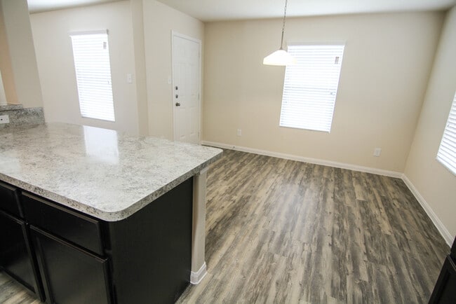Building Photo - Evergreen Villas - 13118 City Green Trail,...
