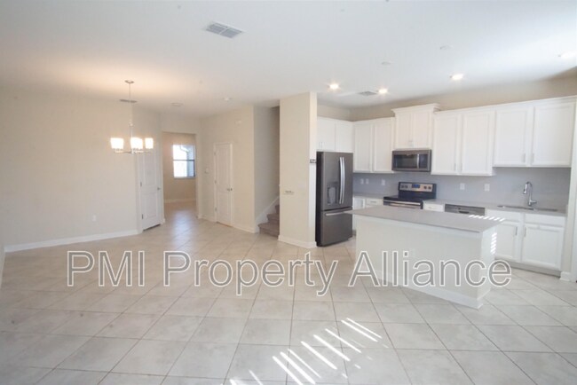 Foto del edificio - 1213 Royal St. George Blvd