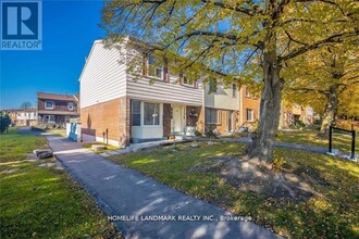 Building Photo - 1500 Sandhurst Cir