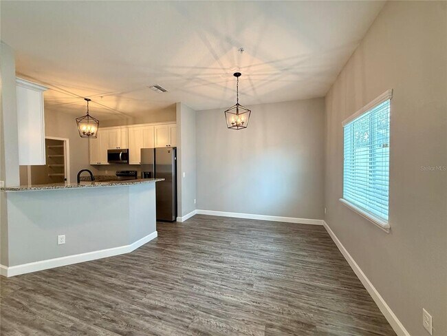 Foto del edificio - 2430 Willow Wy