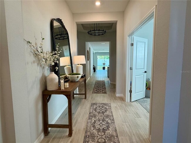 Foto del edificio - 2679 Ridgetop Ln