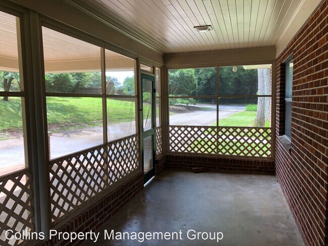 Foto del edificio - 4 br, 3 bath House - 1489 Enota Avenue