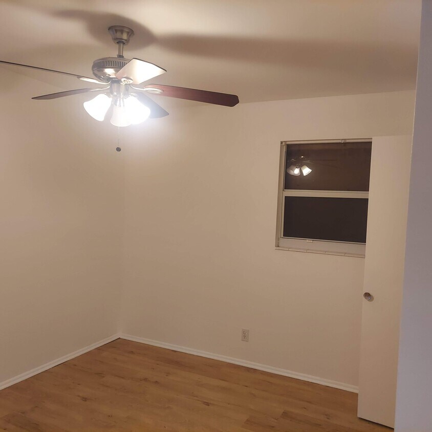 Foto principal - 927 Northern Dr