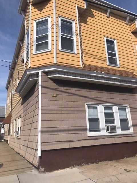 Primary Photo - 115-117 AVENUE E