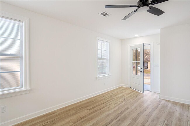 Building Photo - 4093 Twilight Ave