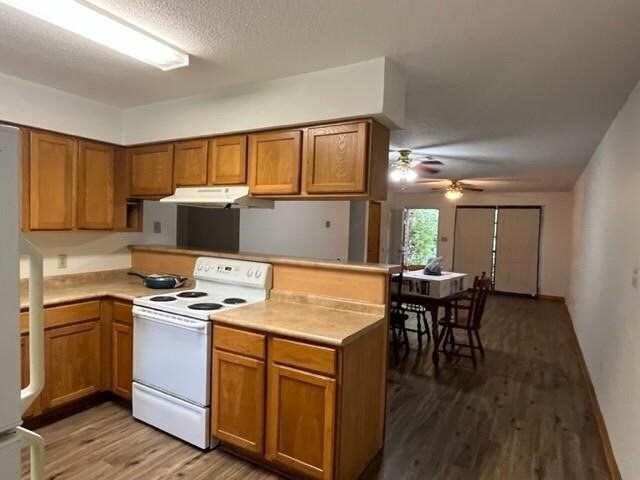 Building Photo - 35515 Oakridge Ave