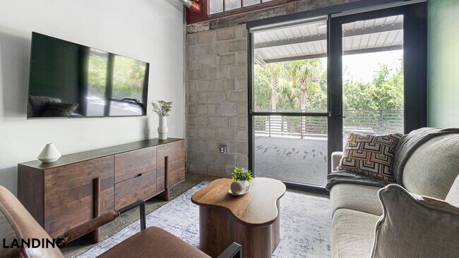 Foto del edificio - 700 E Union St