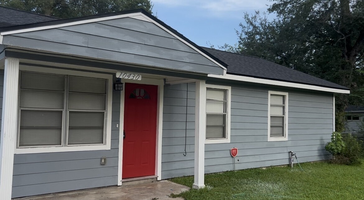 Foto principal - 10430 Wicklowe St