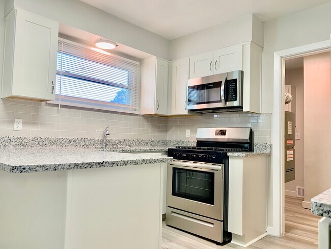 Foto del edificio - 3309 Armistead Dr