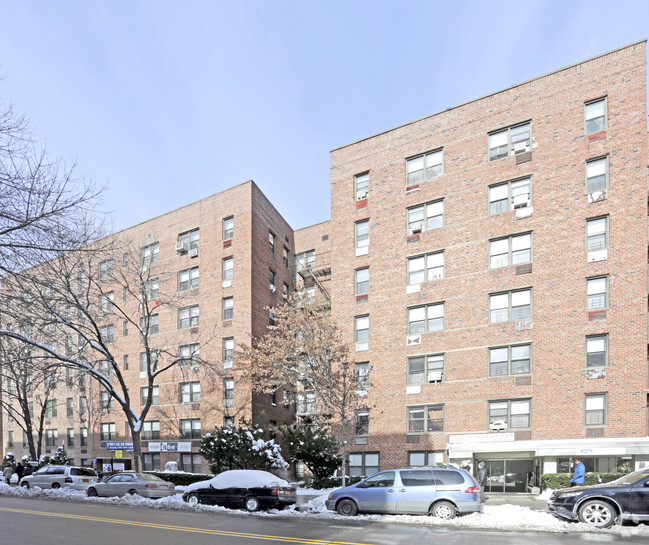 Building Photo - 144-31 41st Ave