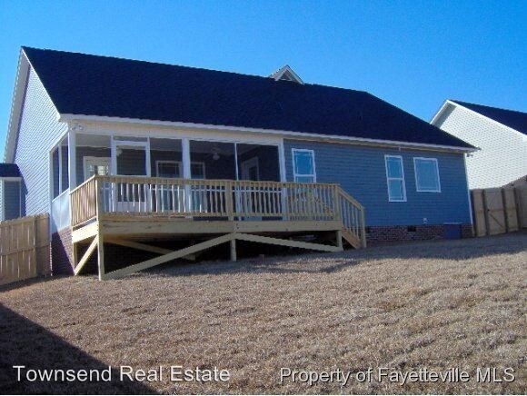 Building Photo - 2228 Lakedale Dr