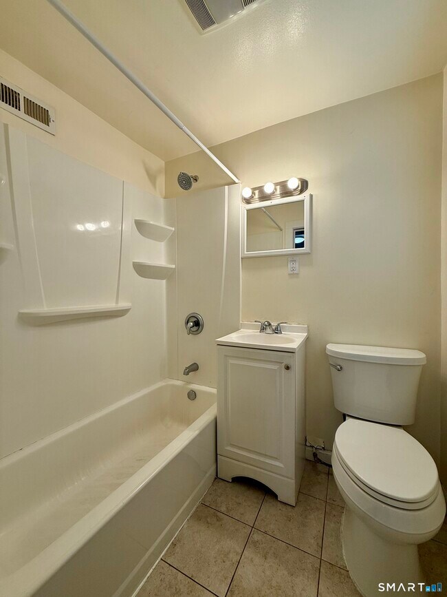 Building Photo - 53 Mc Clean Ave