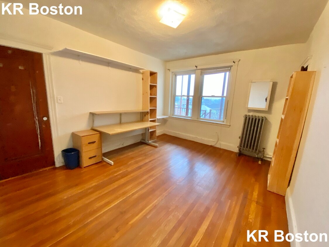 Building Photo - 116 Washington St