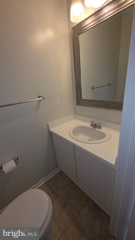 Foto del edificio - 25 Hamlet Dr