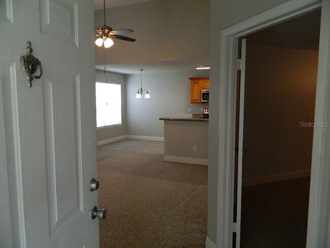 Foto del edificio - 2593 Grassy Point Dr