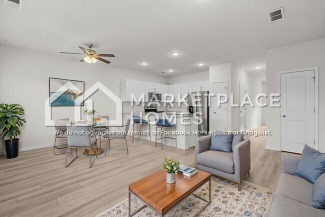 Foto del edificio - 3433 Briar Rose Ct