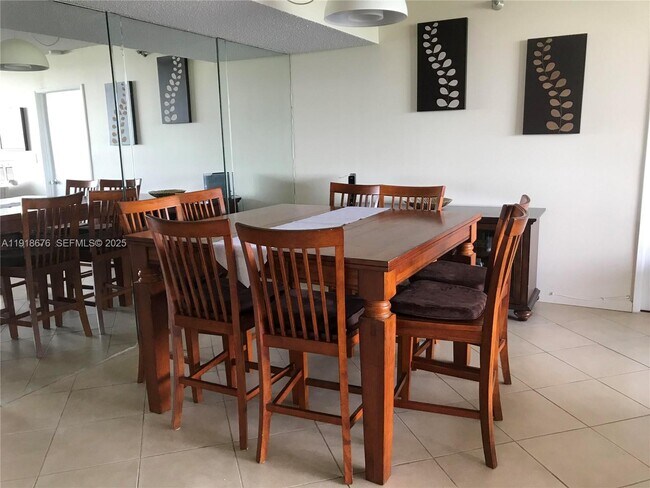 Foto del edificio - 20515 E Country Club Dr