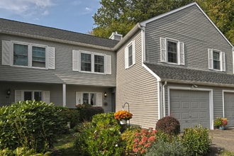 Building Photo - 83 Quarry Village Rd