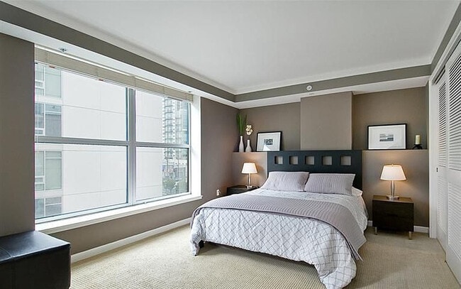 Bedroom - 400 Beale St, Unit #1110
