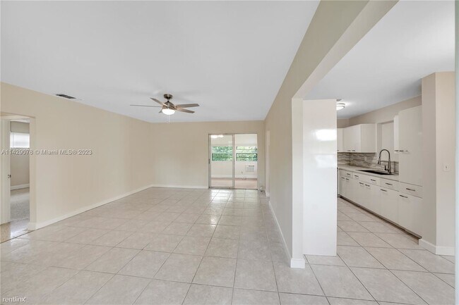 Foto del edificio - 3 br, 2 bath House - 19510 Christmas Rd # ...