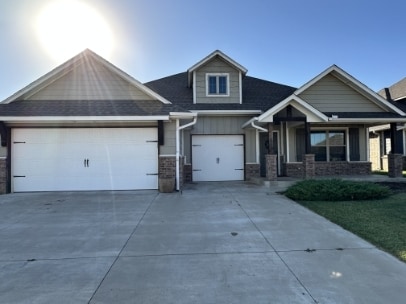 Foto principal - 3710 Addison Ave