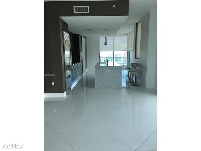 Foto del edificio - 245 NE 4th St