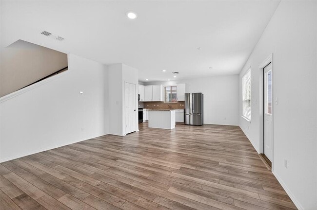 Building Photo - 340 Black Alder St