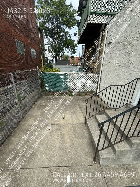 Building Photo - 1432 S 52nd St