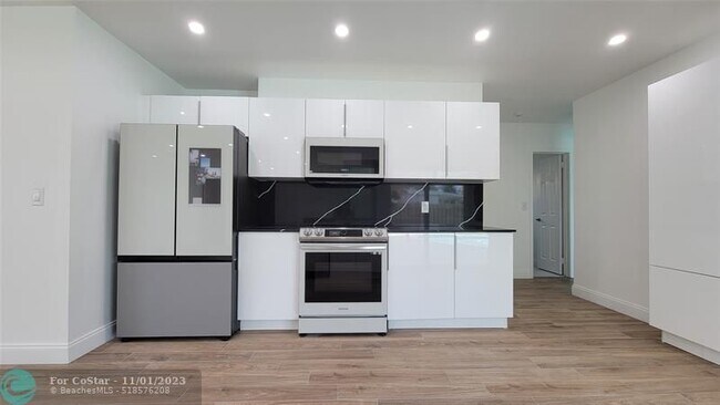Foto del edificio - 400 SW 9th Ave