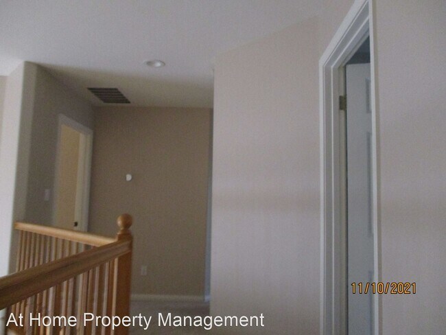 Building Photo - 3 br, 2.5 bath House - 6715 Mill Creek Dr