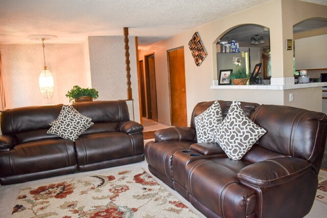 Foto del edificio - 1752 SW Mawrcrest Ave