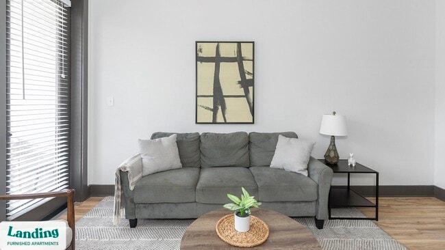 Foto del edificio - 3460 Beach Blvd