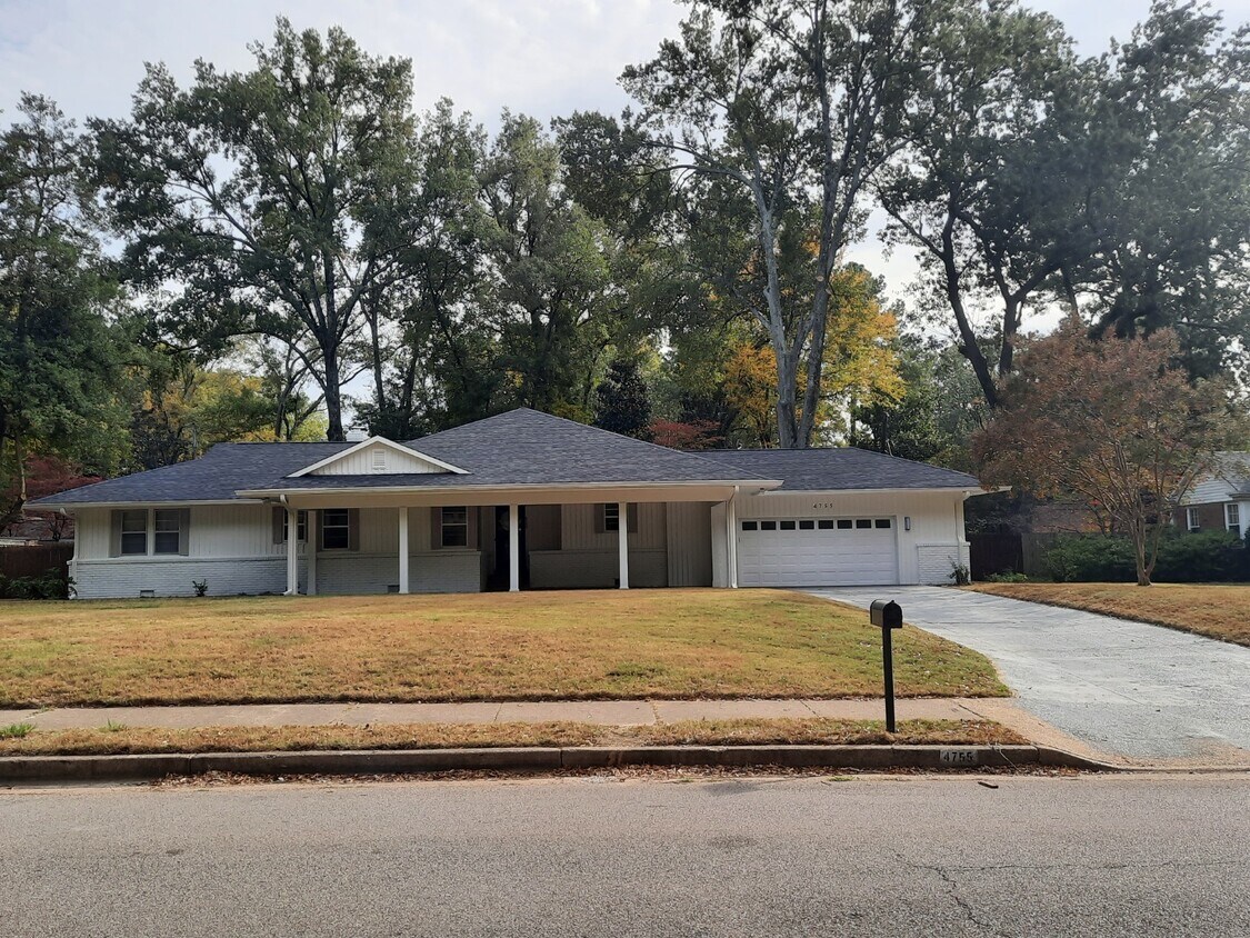 Foto principal - 4755 Cole Rd