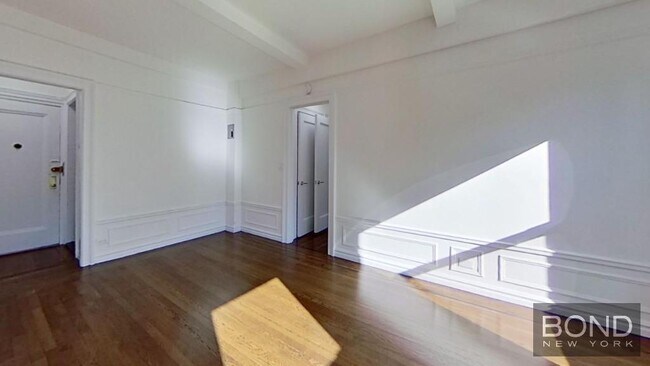 Foto del edificio - 156 E 37th St