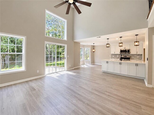 Building Photo - 510 Parkstone Ln