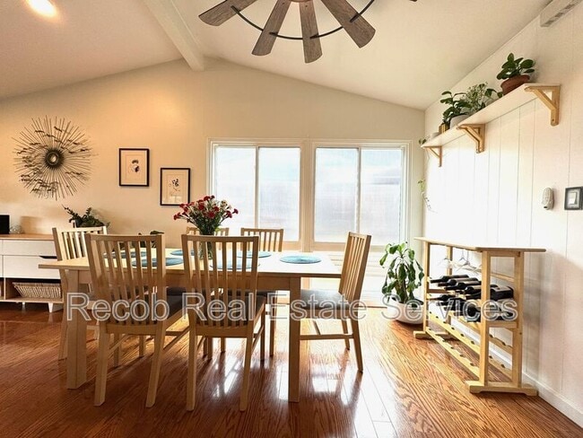 Foto del edificio - 3452 Lockwood Dr