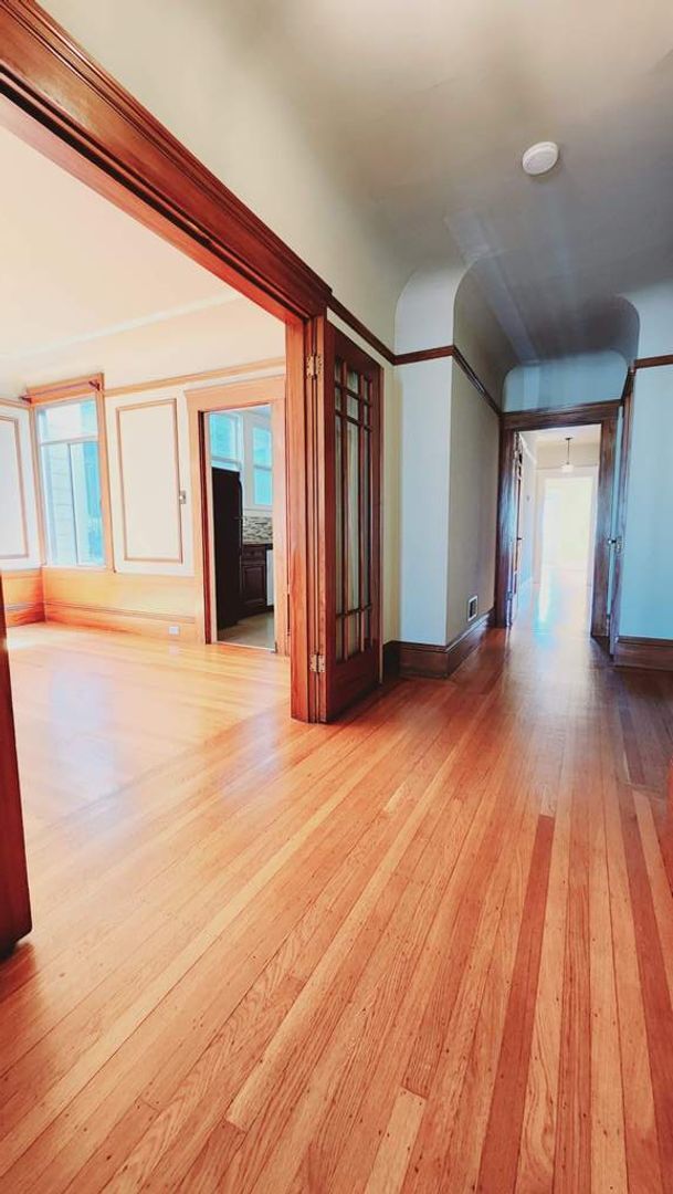 Foto del edificio - 833-833 24th Ave