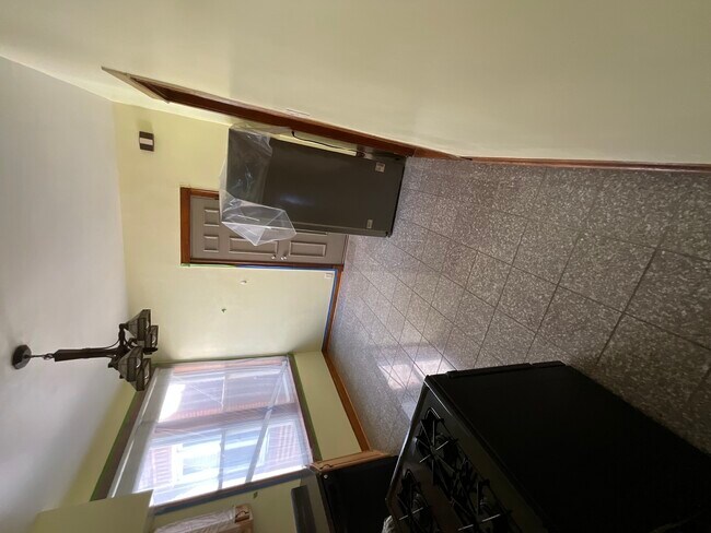 Foto del edificio - 919 N Leavitt St