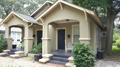 Building Photo - 1114 Russell St