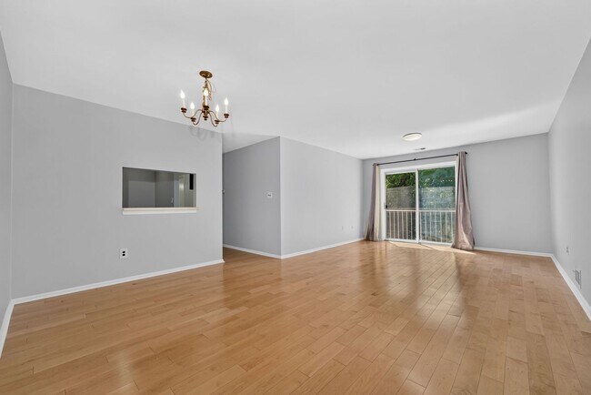 Building Photo - 36 Azalea Ct
