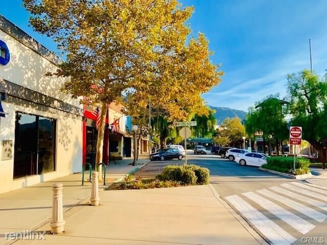 Foto del edificio - 3 br, 3 bath House - 37 W Highland Ave