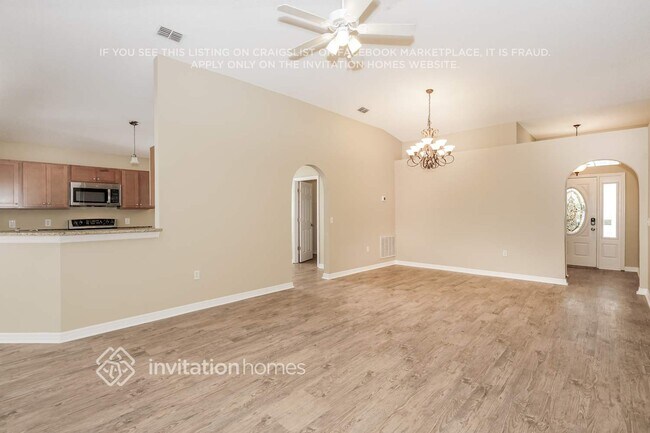 Foto del edificio - 4323 Stonefield Dr