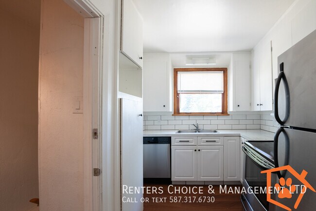 Photo du bâtiment - 4 Bedroom Pet Friendly House With 2 Kitchens