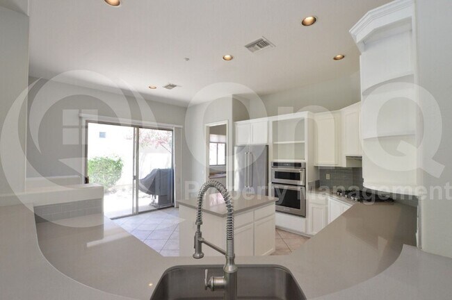 Foto del edificio - 7714 E Fledgling Dr