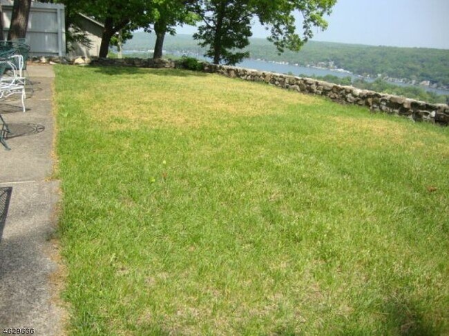Building Photo - 155 Alpine Trail