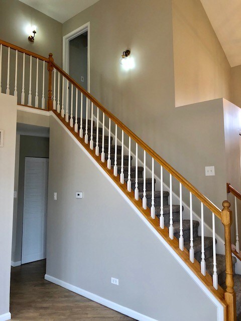 Foto del edificio - 4300 River Glen Dr