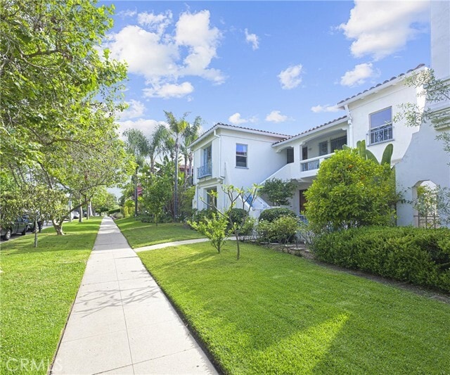 Foto del edificio - 1119 S Crescent Heights Blvd