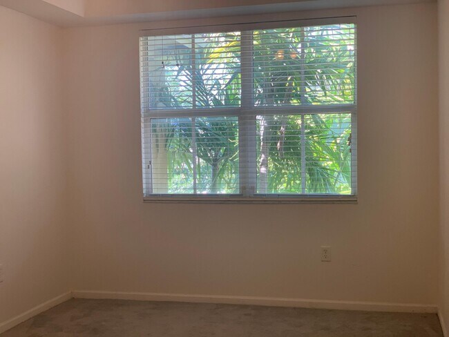 Foto del edificio - 10902 NW 83rd St