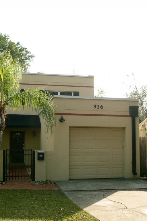 Foto del edificio - 936 Aragon Ave